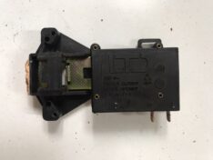 Замок блокиратор люка samsung f1013j