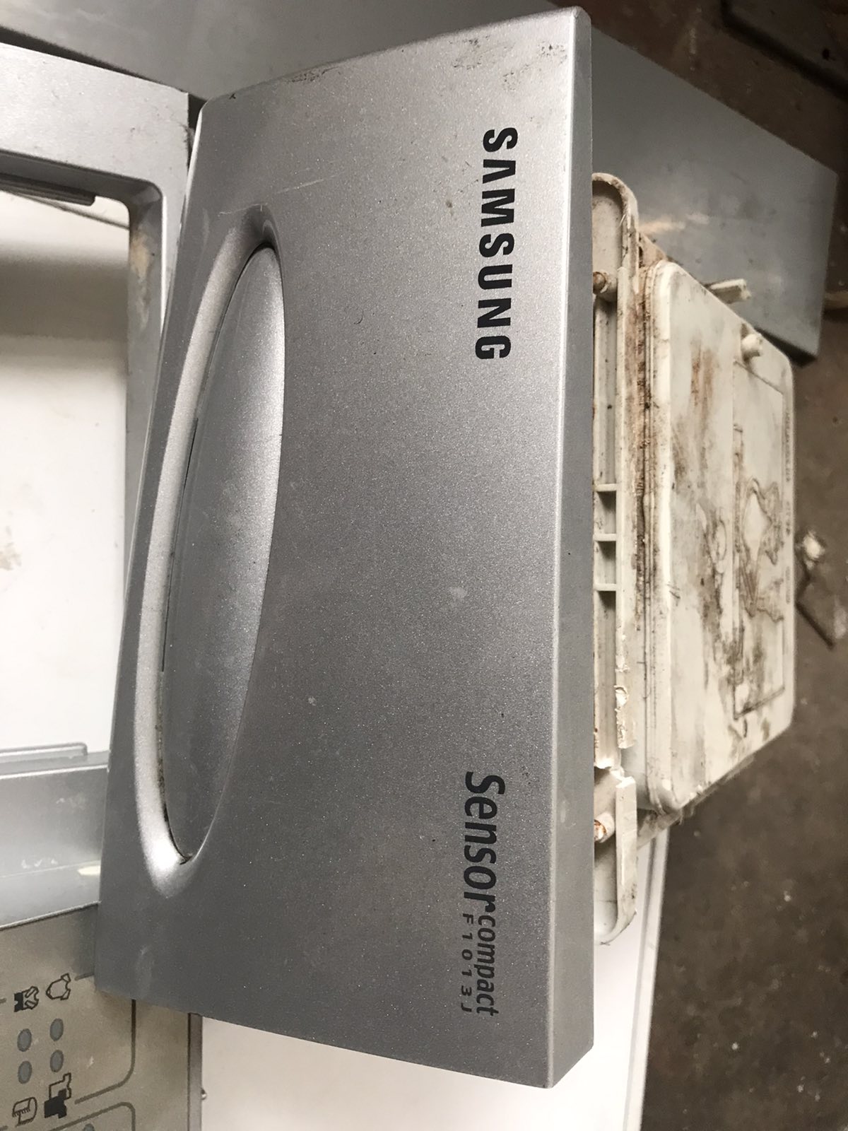 Порошкоприёмник samsung f1013j