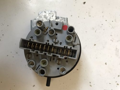 Прессостат Siemens WM42001FG SIWAMAT PLUS 4200