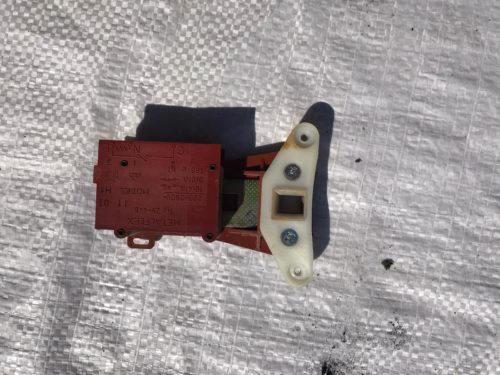 замок блокиратор люка Vestfrost VW 4008 CA1