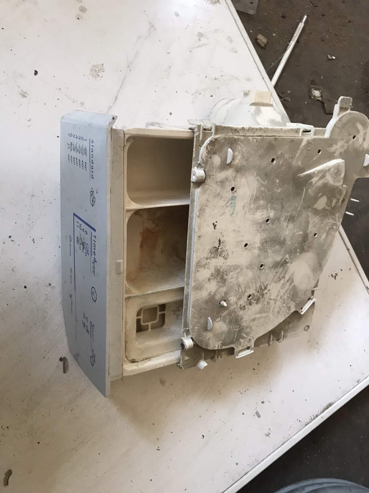порошкоприёмник indesit wisl105x